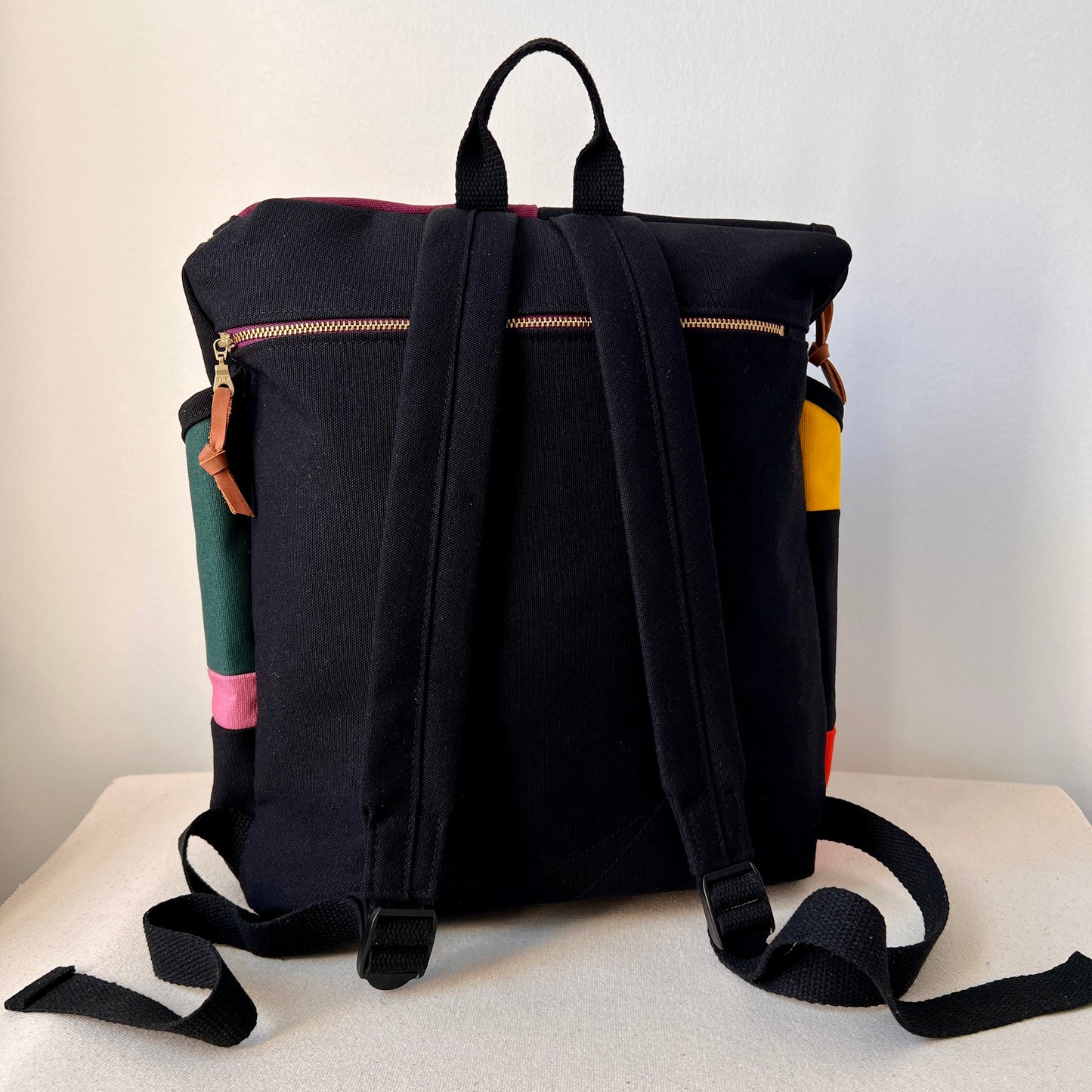 **PRE-ORDER** Roomier Backpack with Tulips, Black with Natural and Teal Green