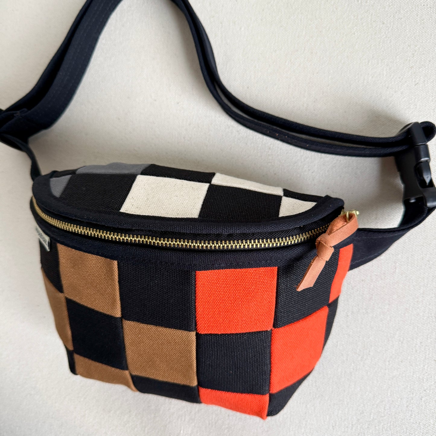 checkerboard fanny bag, black/caramel/tangerine/natural/gray