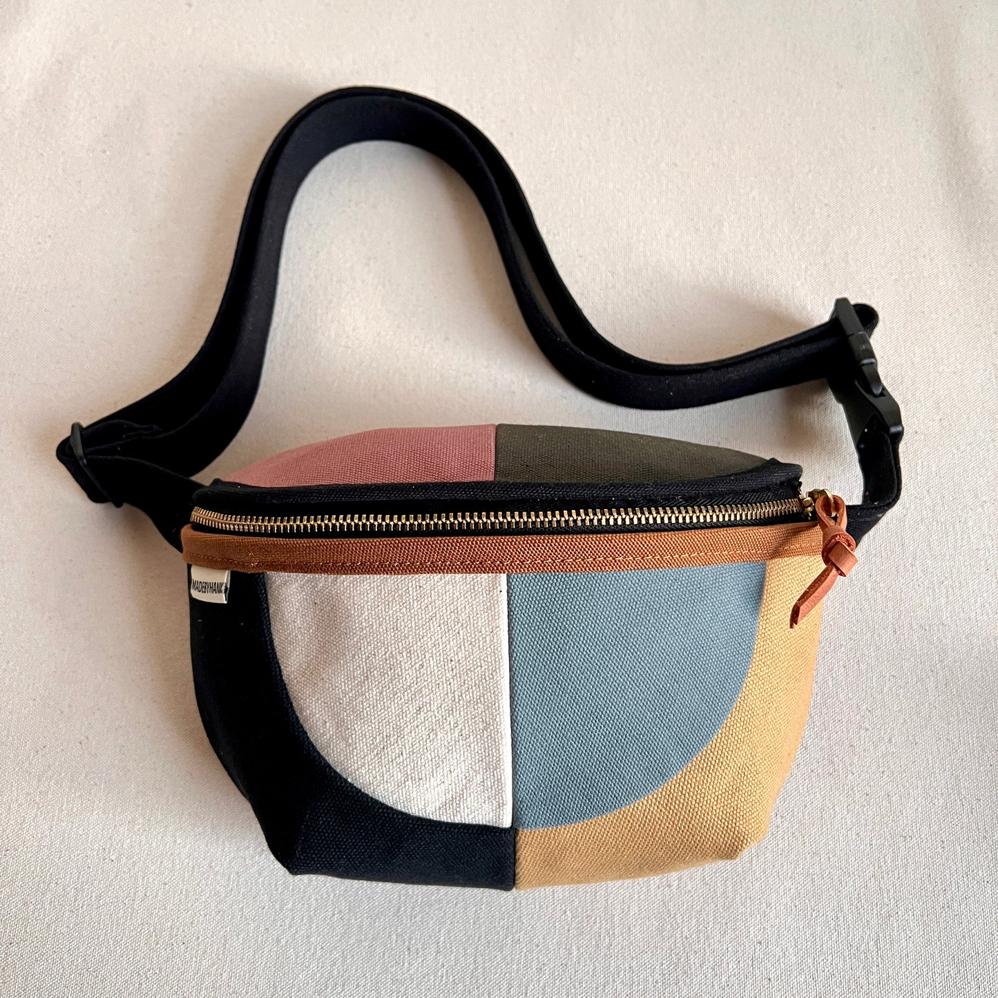 color block fanny bag, natural/honey/caramel/black/forest/mauve/steel blue