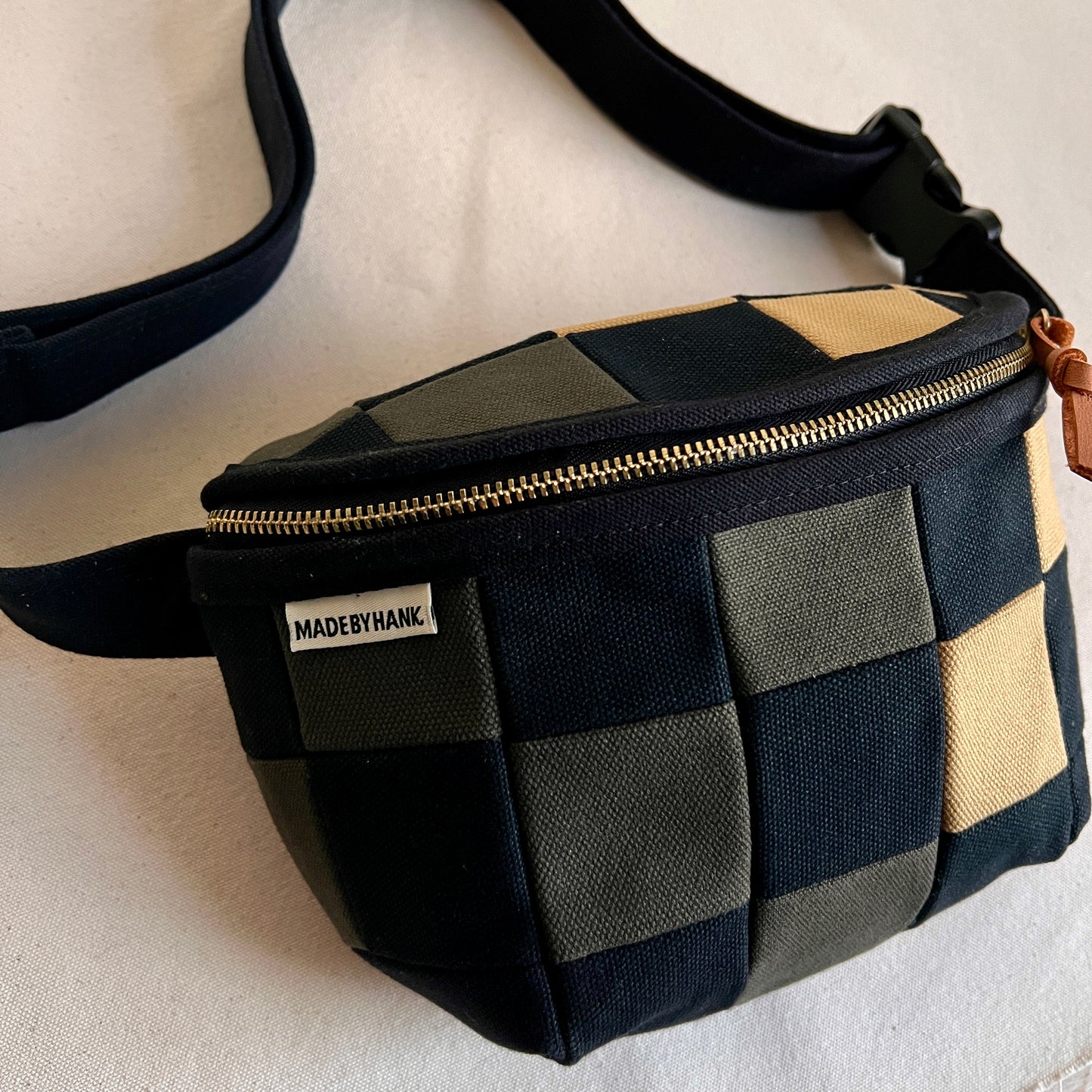 checkerboard fanny bag, forest/honey/black
