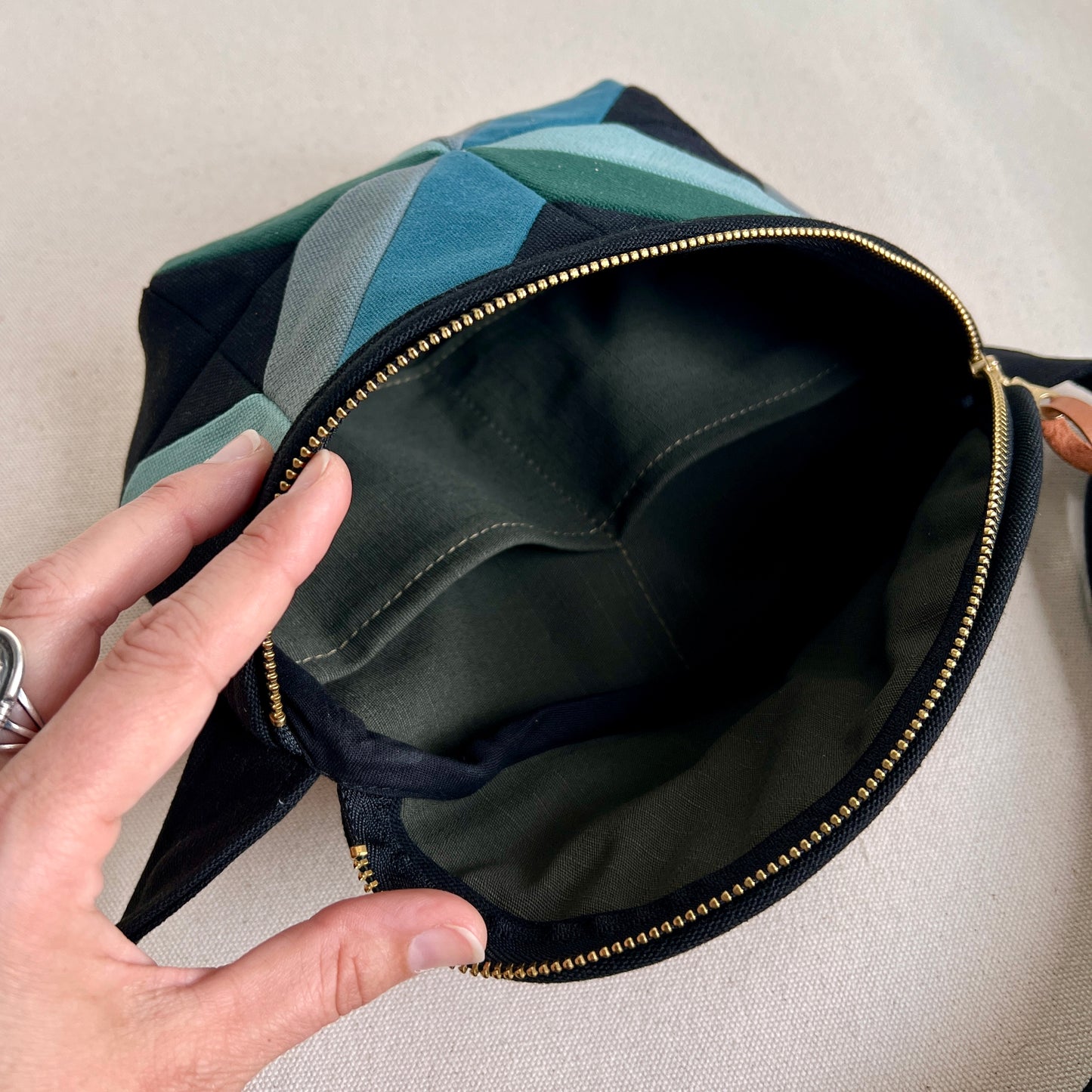 kaleidoscope fanny bag, black with aqua/spruce/ocean