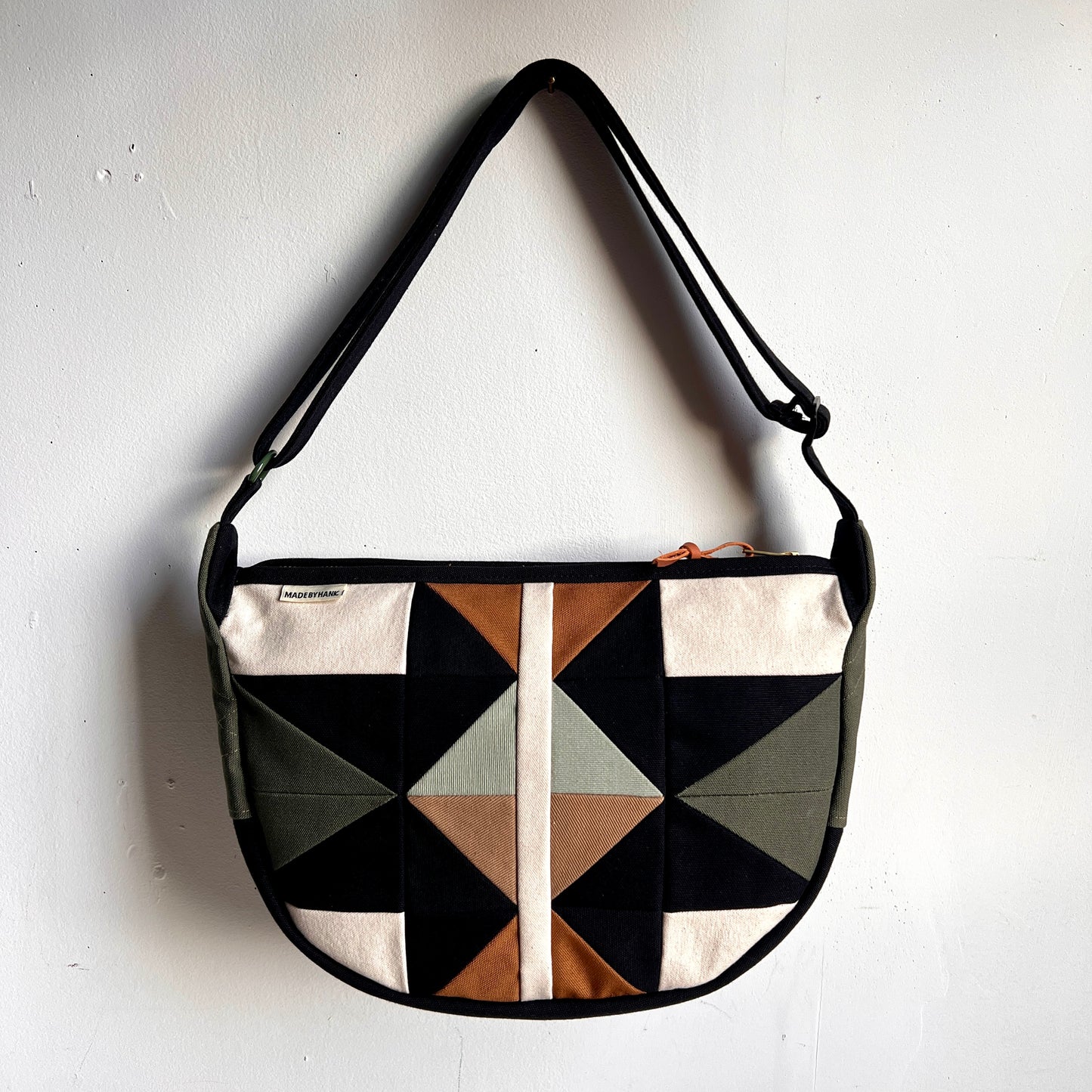 fractured quilt star crescent bag, natural with black/seaglass/sand/caramel