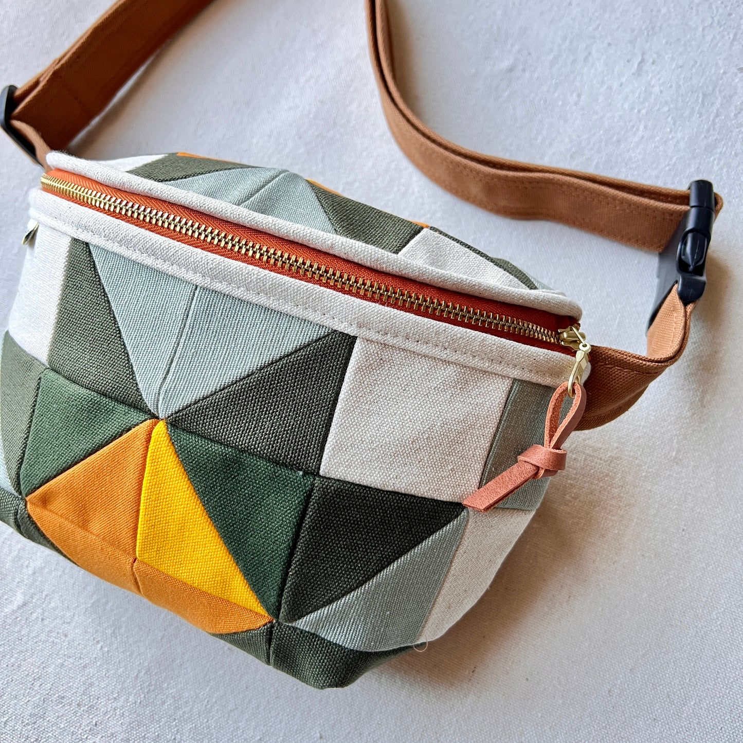 sawtooth star fanny, natural with seaglass/forest/ochre