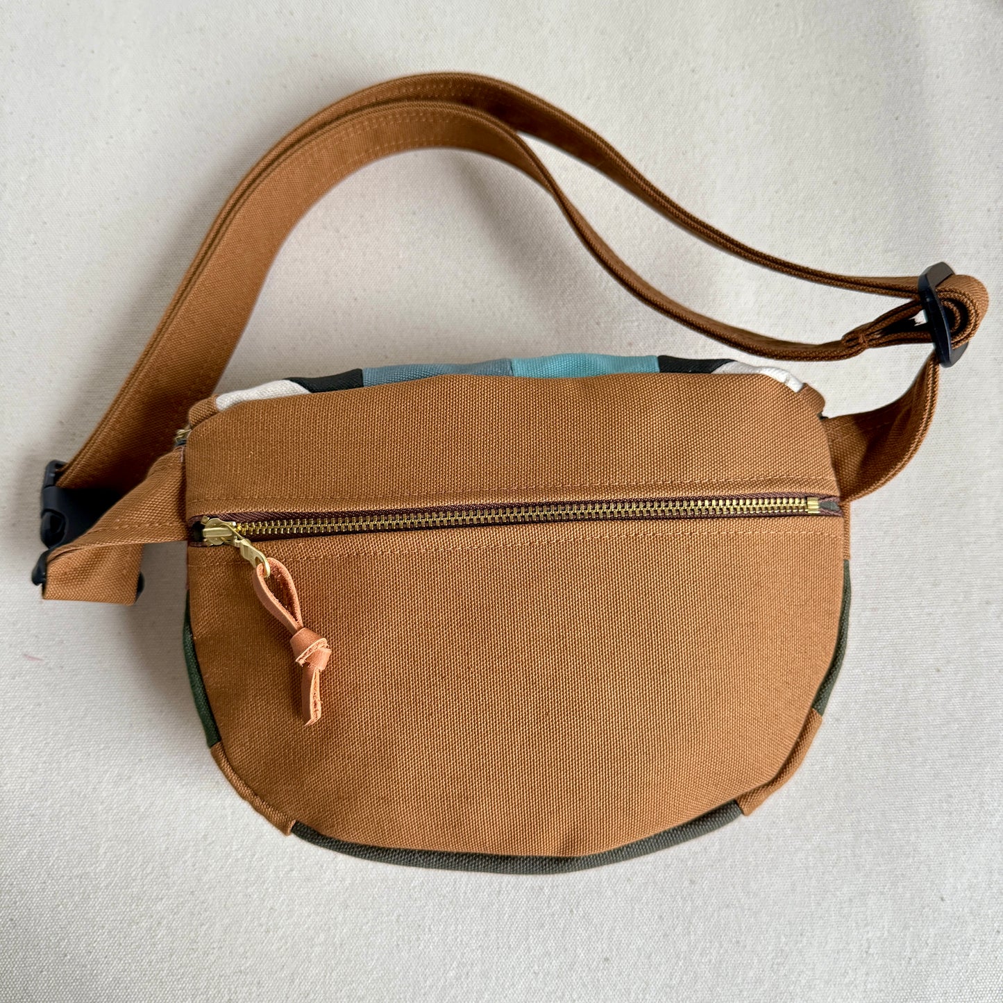 quilt star fanny bag, natural/earth tones