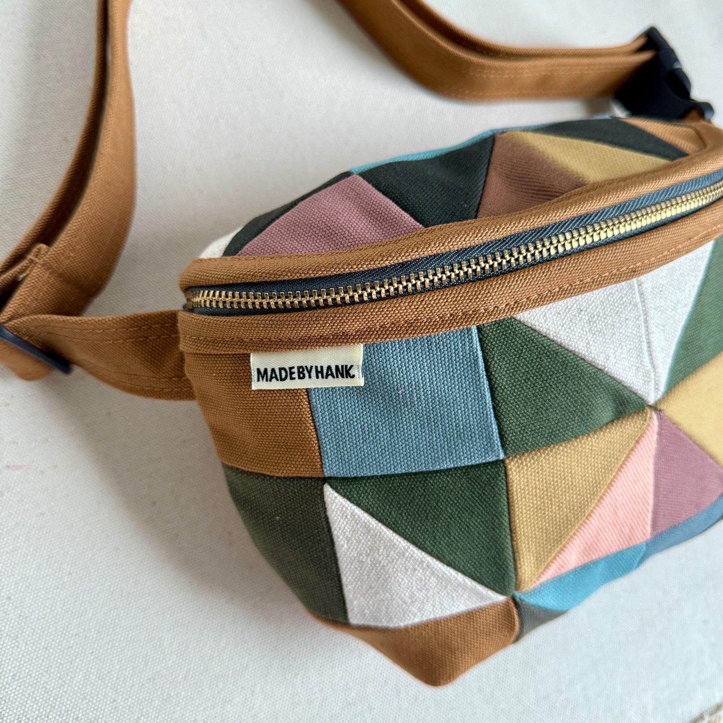 quilt star fanny bag, natural/earth tones