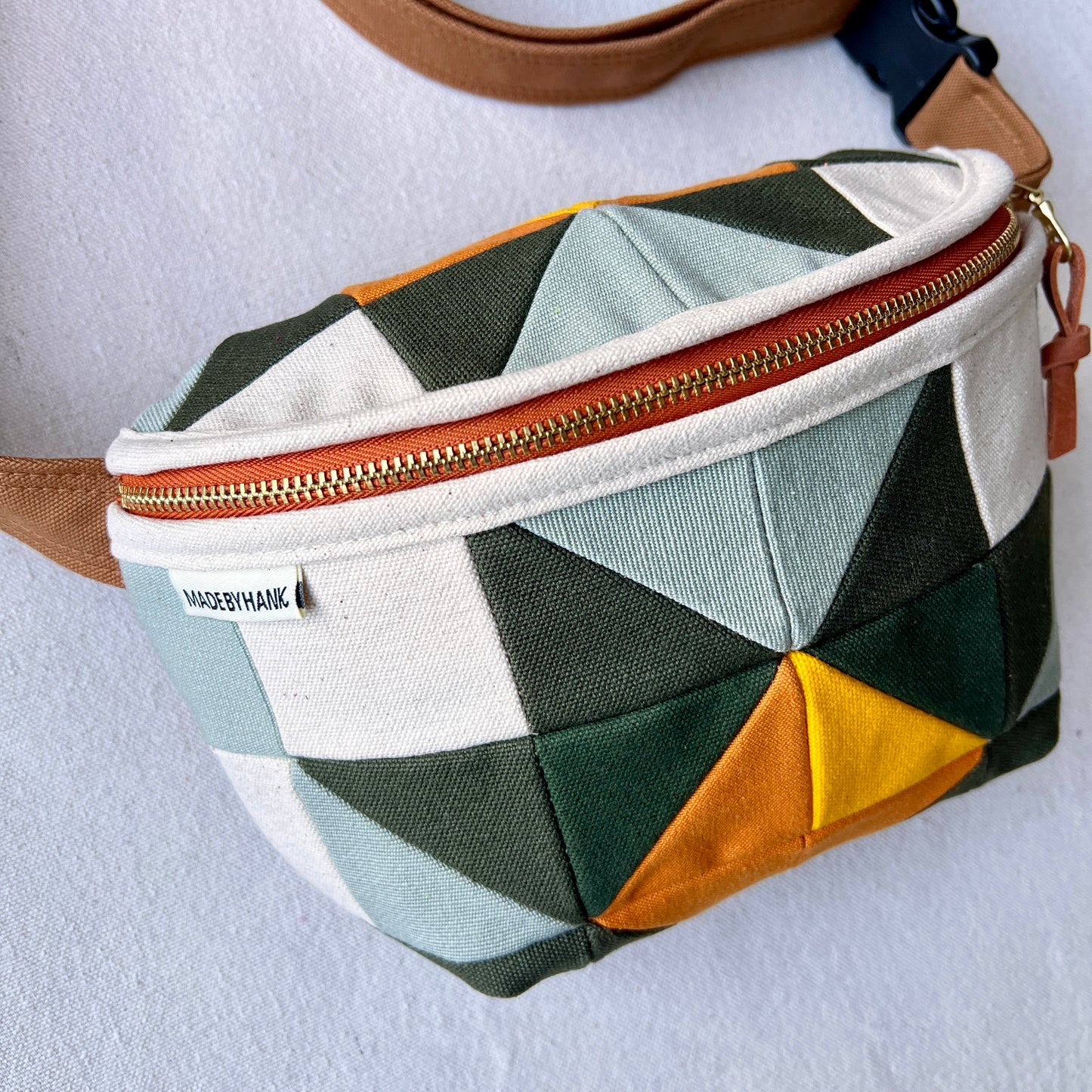 sawtooth star fanny, natural with seaglass/forest/ochre