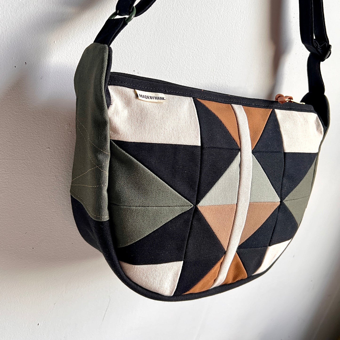 fractured quilt star crescent bag, natural with black/seaglass/sand/caramel