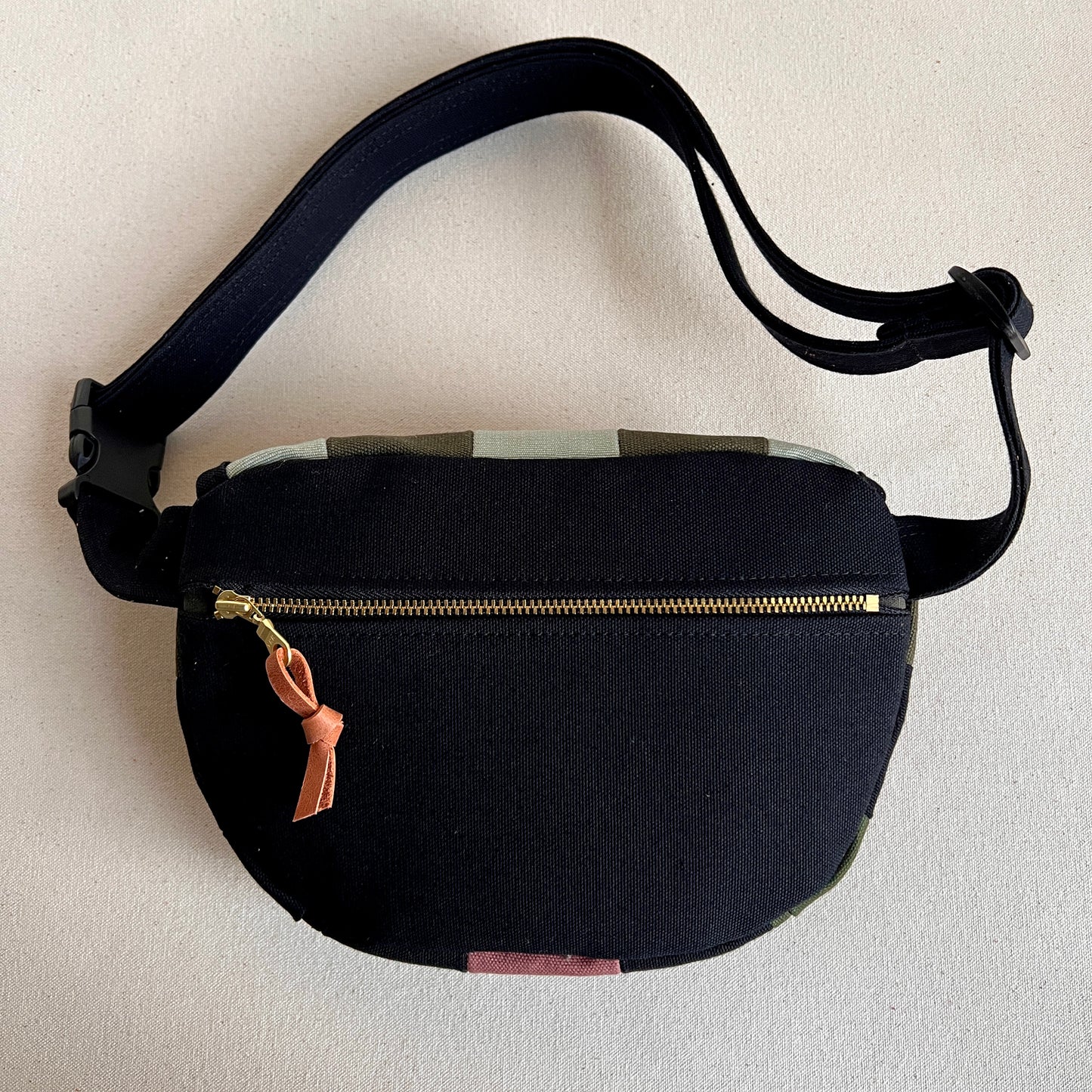 checkerboard fanny bag, forest/honey/black