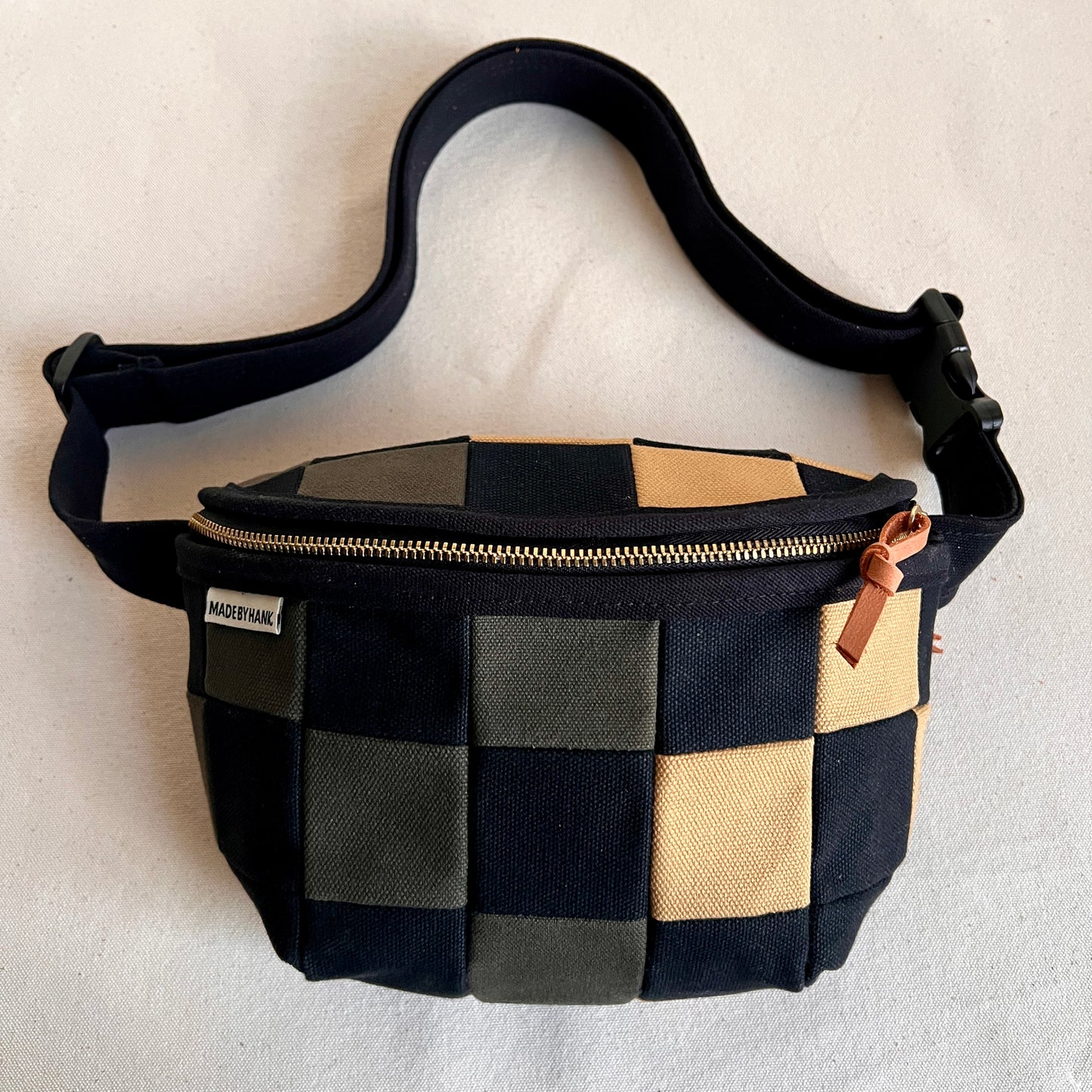 checkerboard fanny bag, forest/honey/black