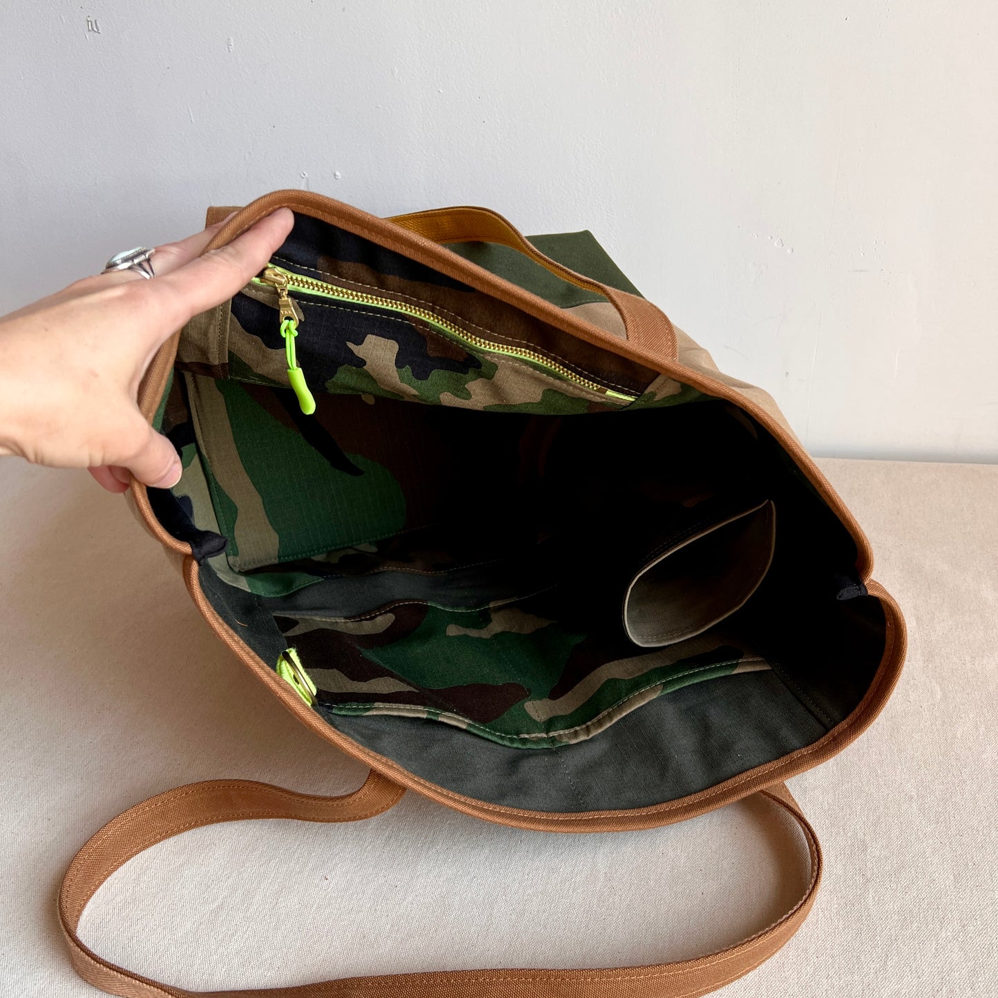 *PRE-ORDER* the very big tote in forest and sandstone with checkerboard