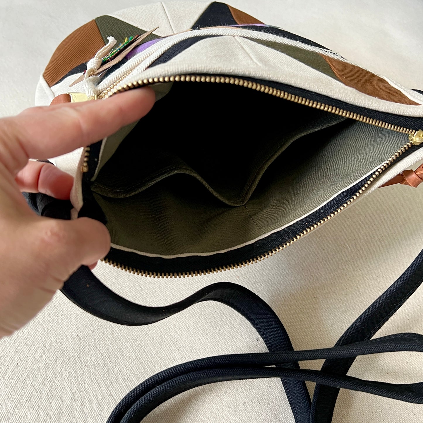 midi size bucket bag, black/caramel/forest/violet/mustard
