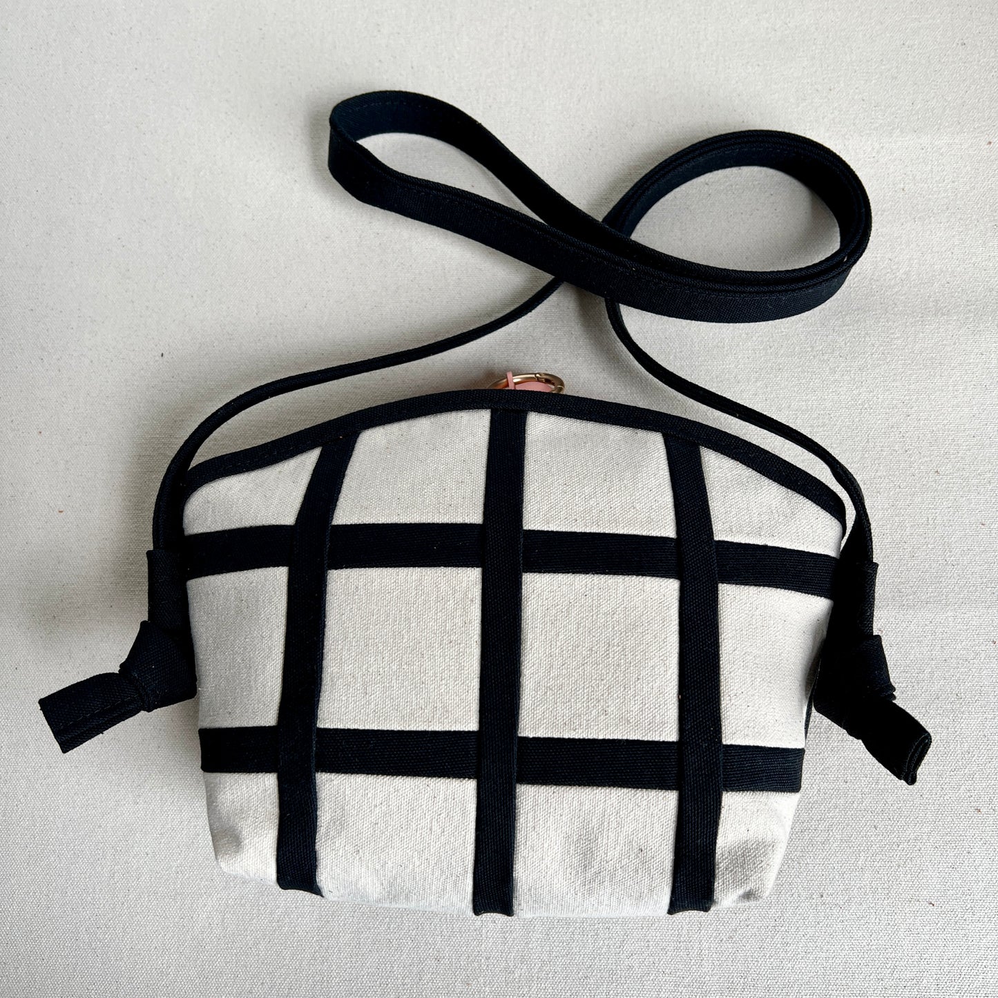 double-sided grid crossbody, black + natural