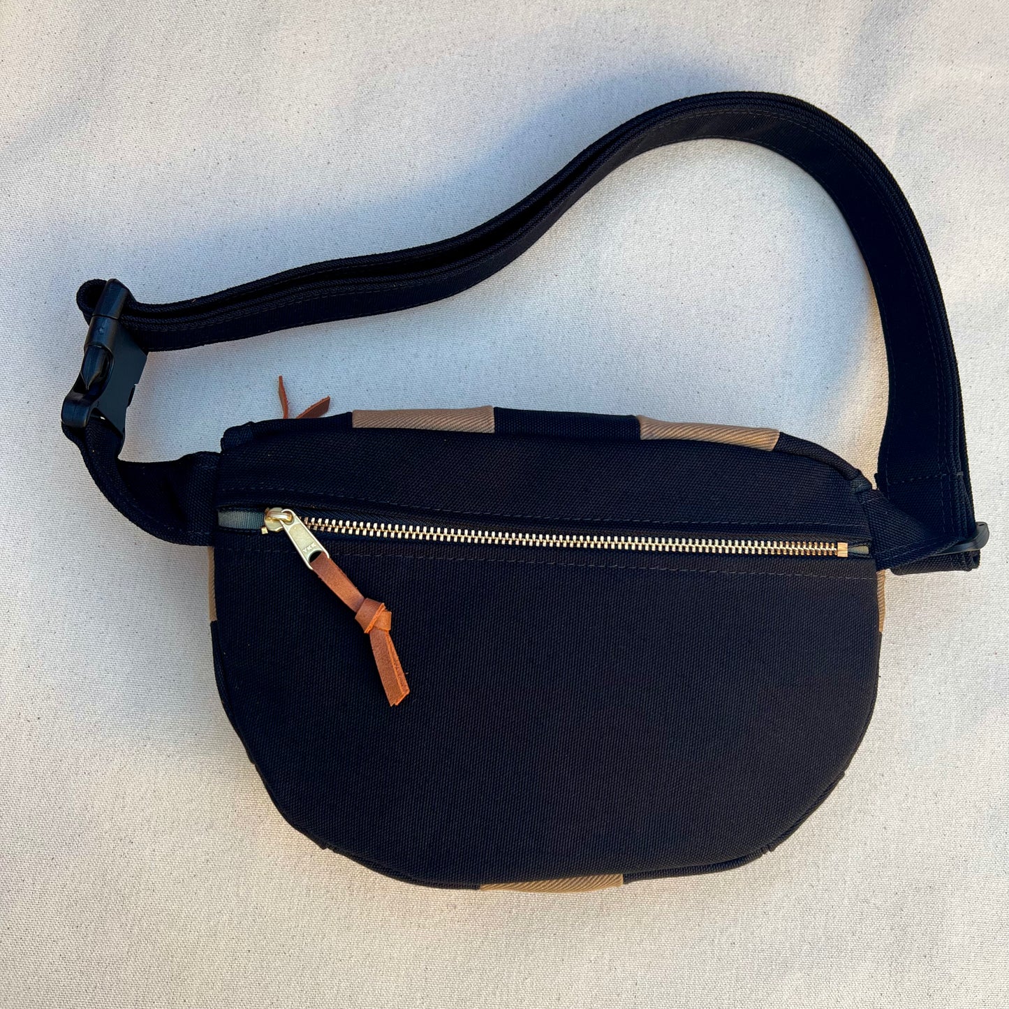 checkerboard fanny bag, black + sand