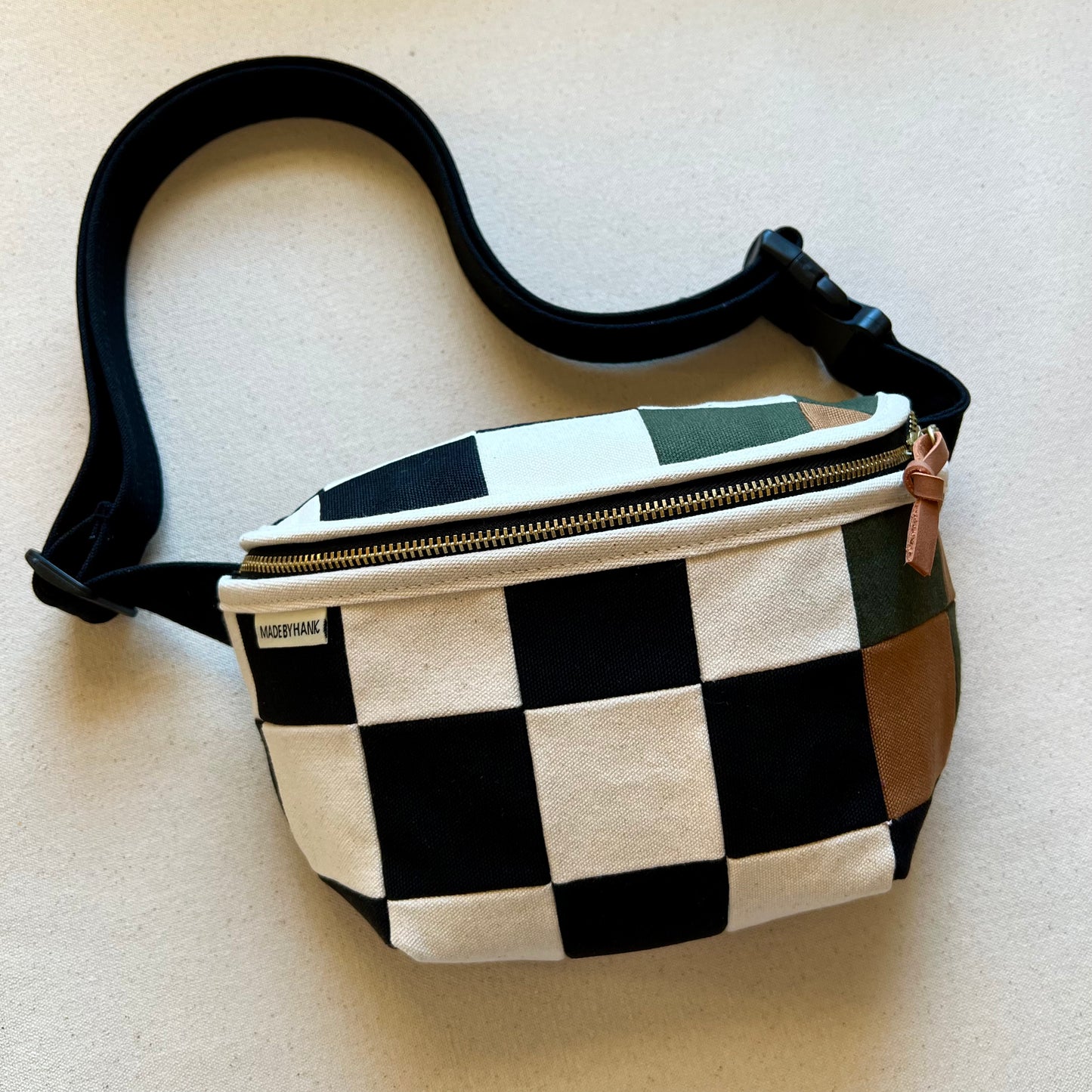 checkerboard fanny bag, black+natural with forest+caramel