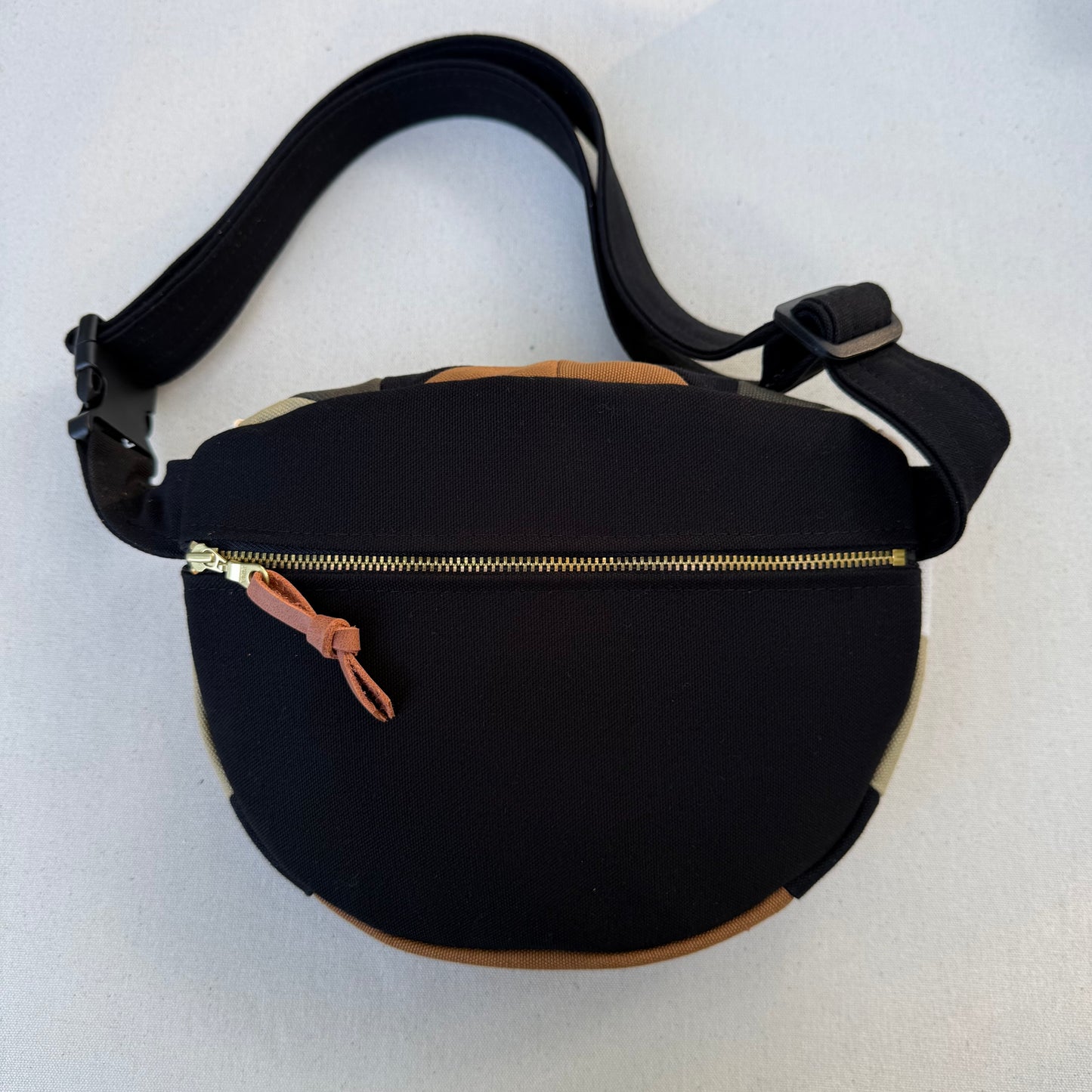 quilt star fanny bag, natural/black/forest/caramel/sand