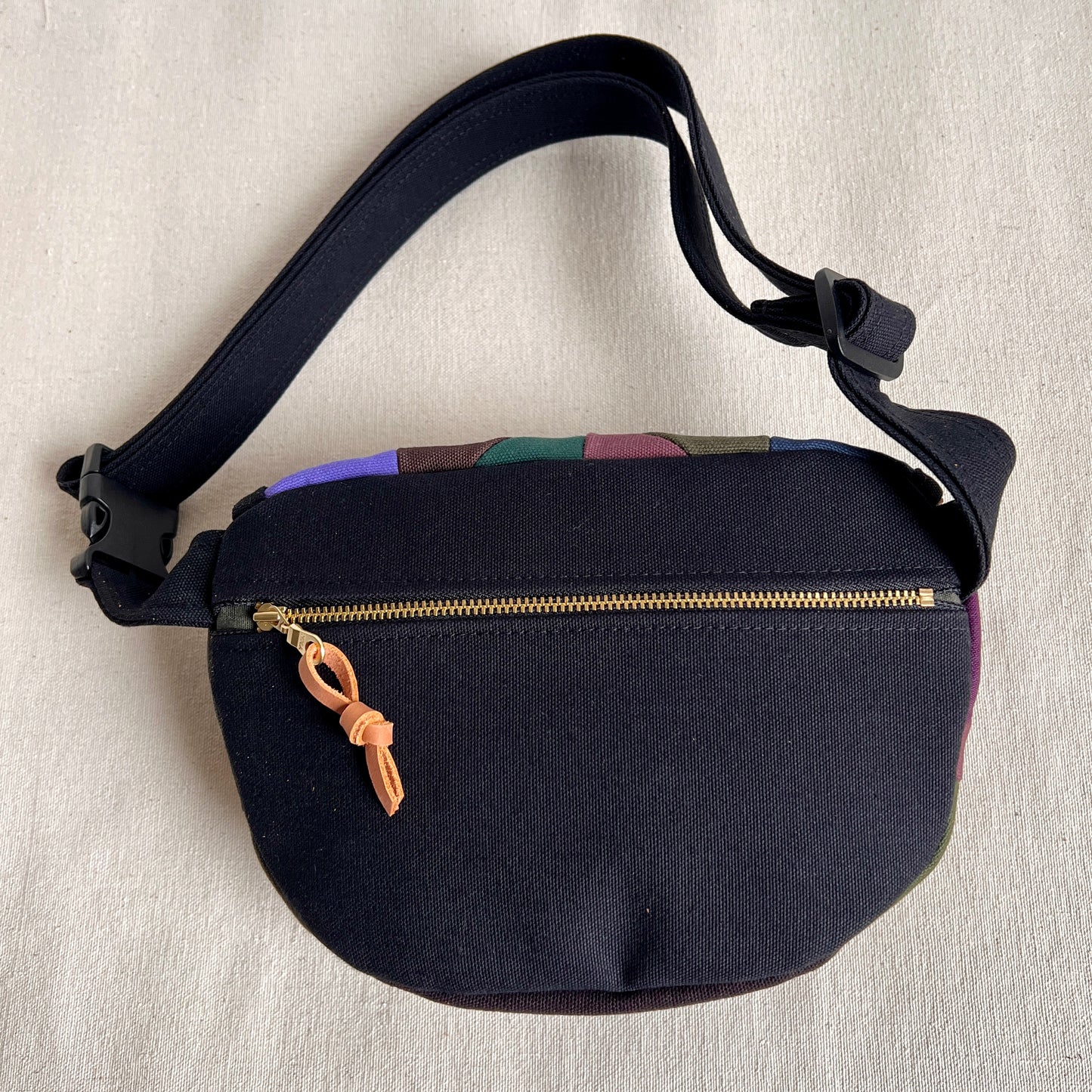 kaleidoscope fanny bag, midnight/charcoal/spruce/raisin etc