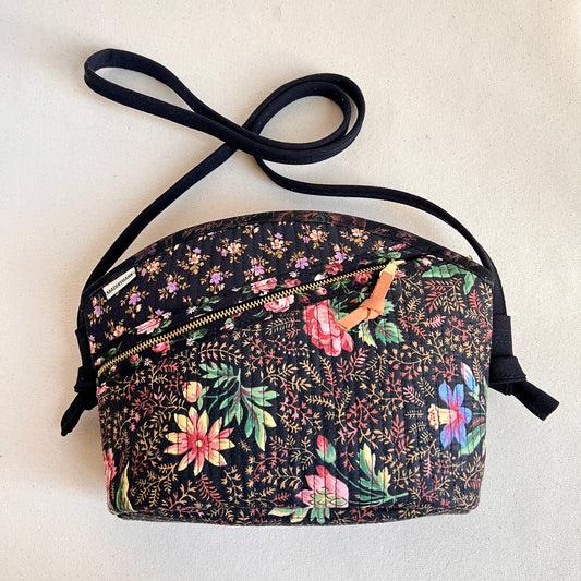 *quilted collection* mixed florals rounded-top shoulder/cross body (c)