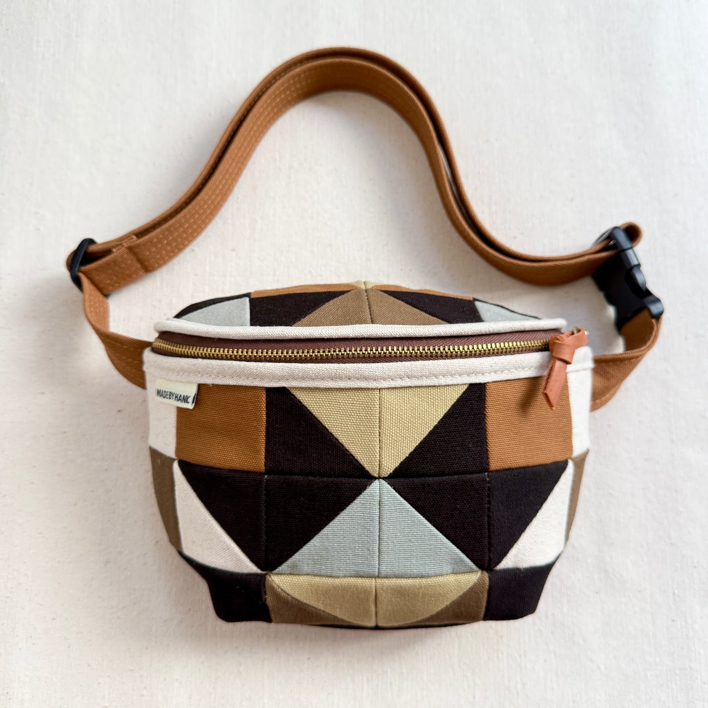 quilt star fanny bag, natural with espresso/caramel/mint/honey