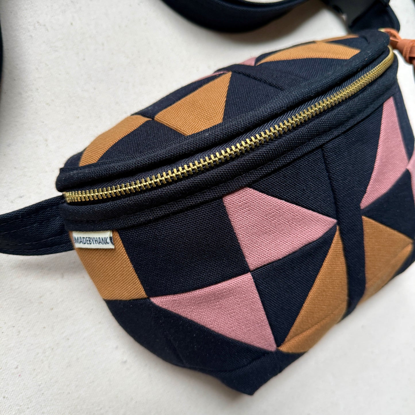 quilt star fanny bag, black with mauve + caramel