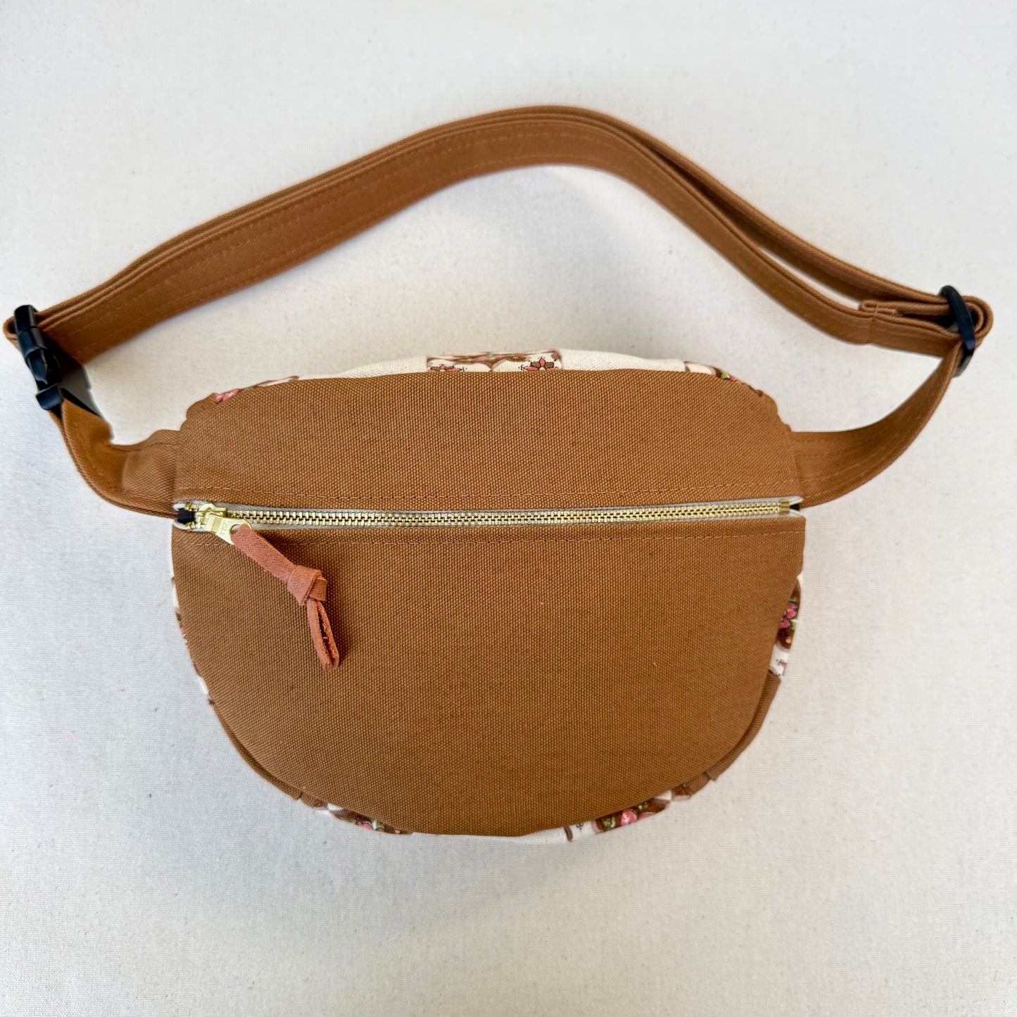 checkerboard fanny bag, natural with caramel + mauve vintage print
