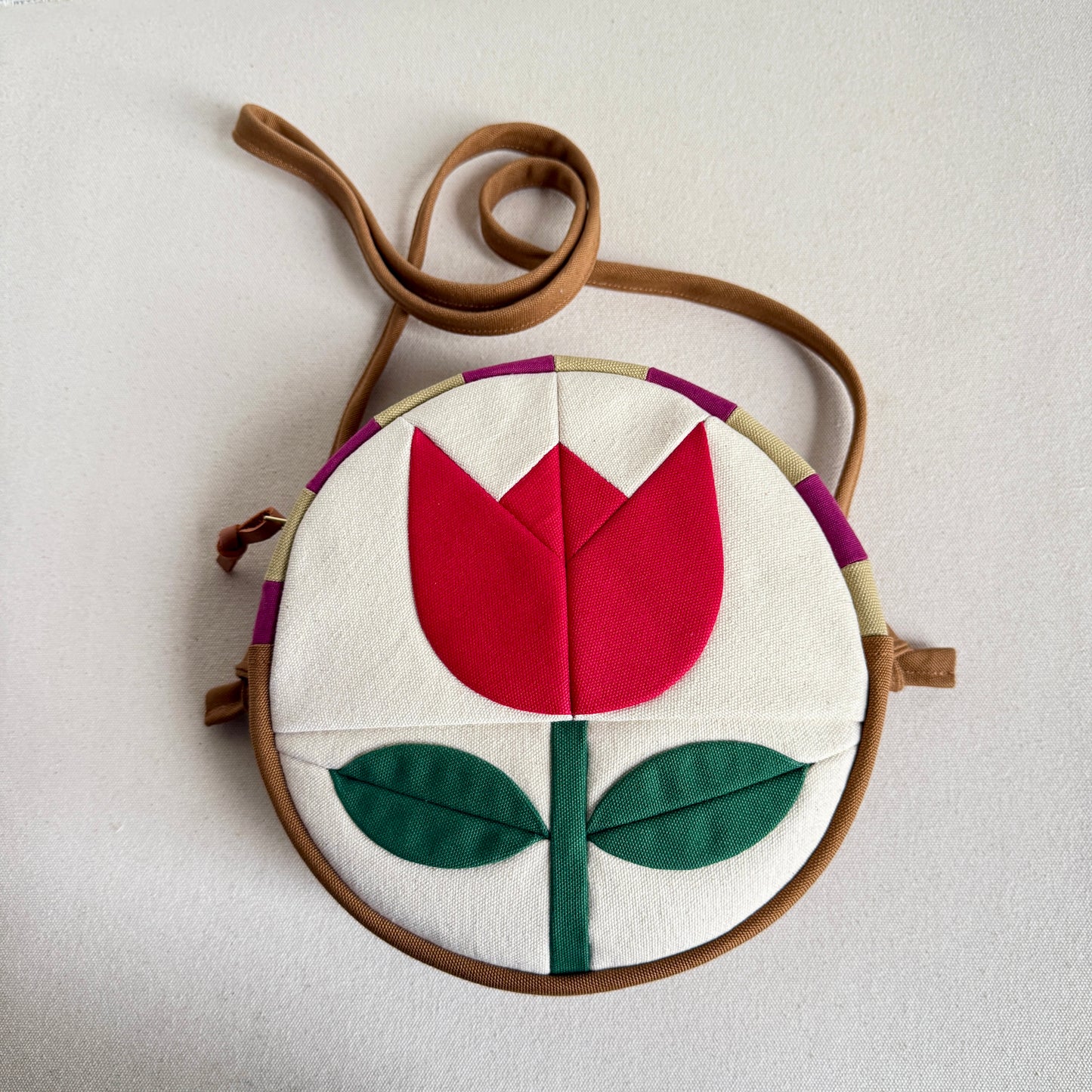 Circle Bag, Red Tulip with honey + Raspberry Checkerboard