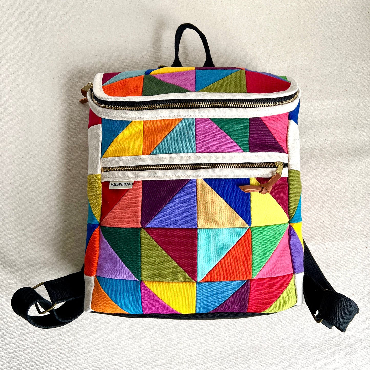 diamond center geometric backpack, natural with multi